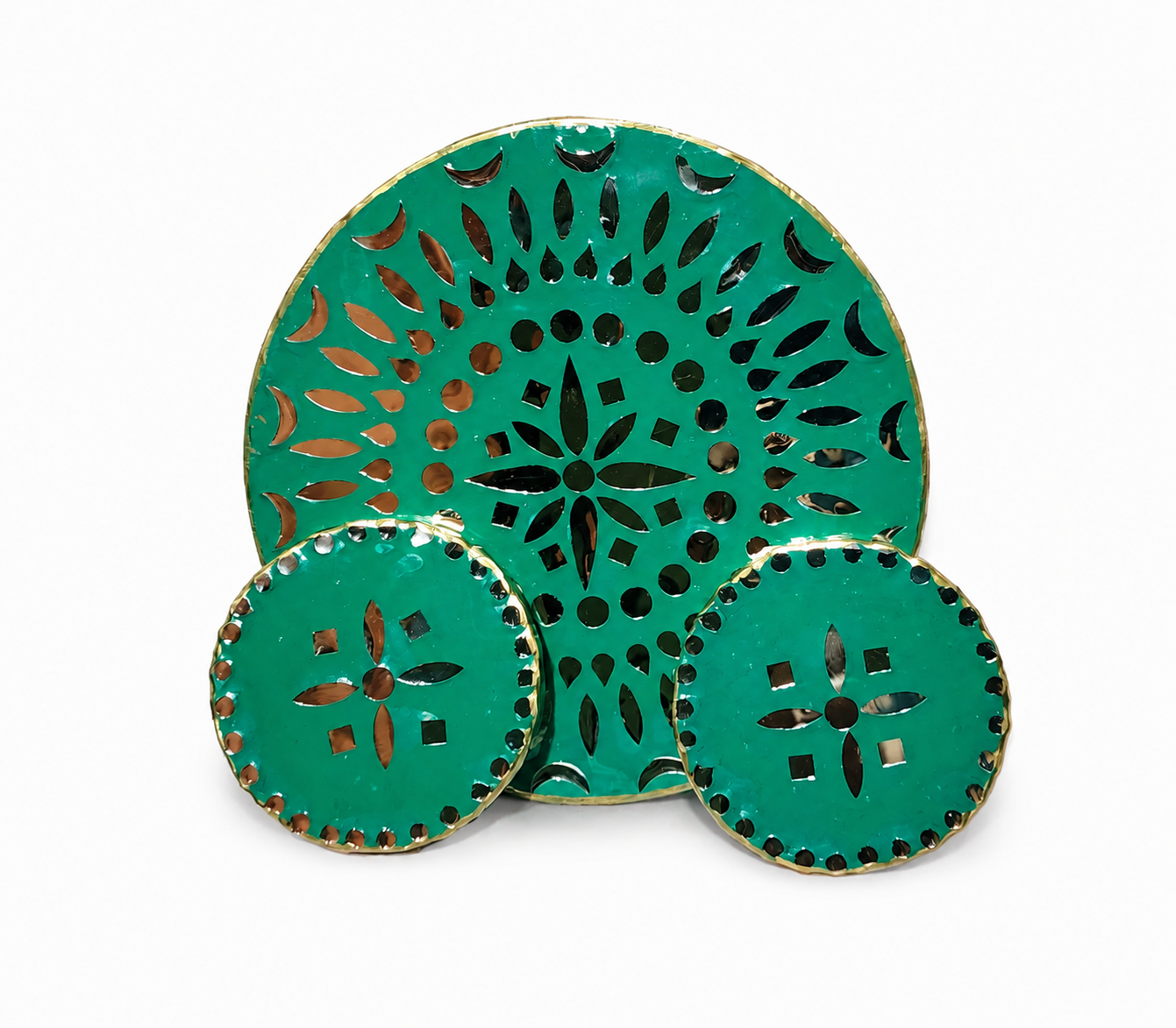 Emerald Mirror Coaster Set – Handmade Green Round Coasters with Traditional Mosaic Mirror Art