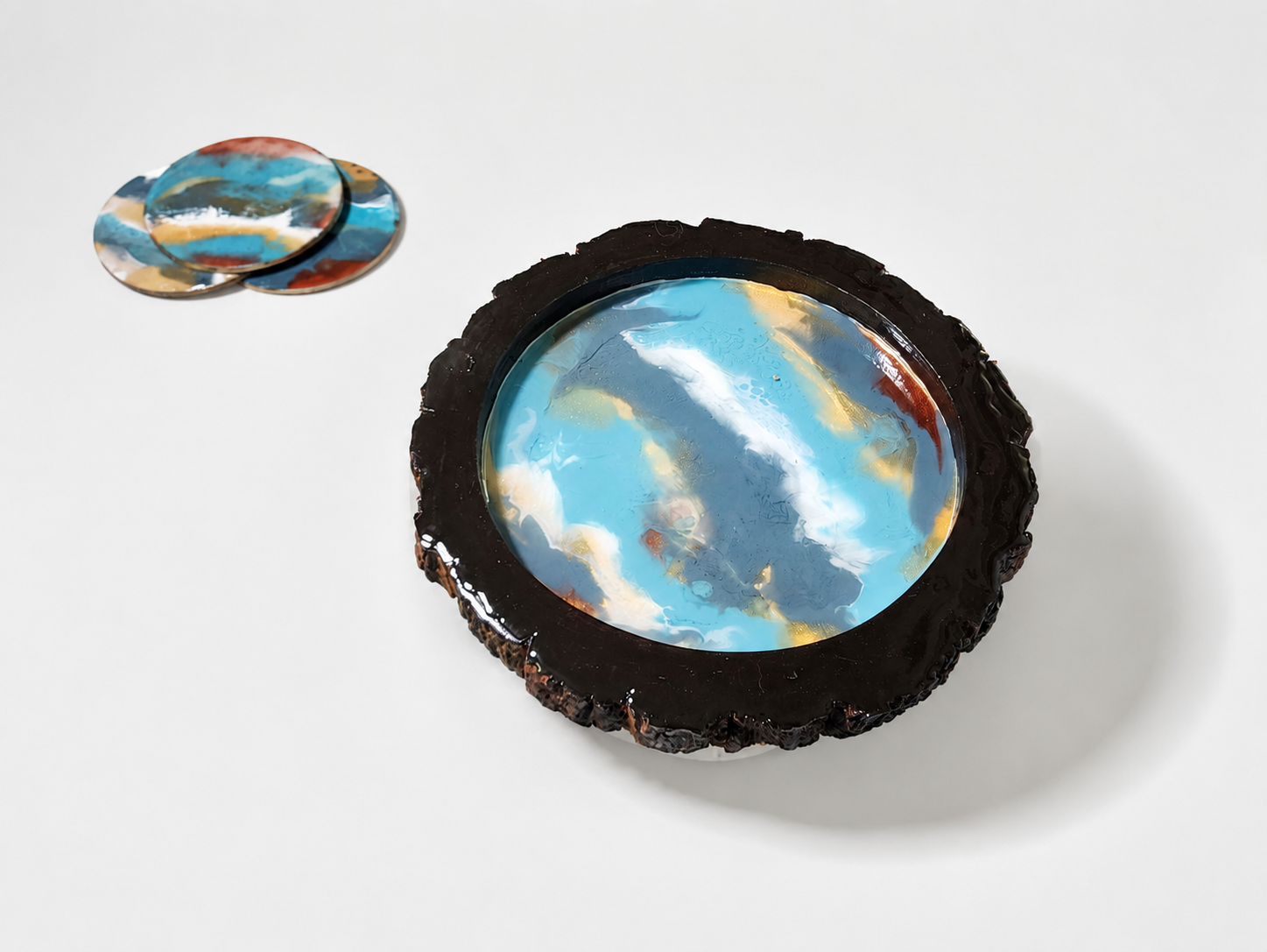 Azure Tide – Ocean Resin Tray with 2 Coasters – Handmade Resin Décor Set with Ocean Blue, White Waves and Golden Marble Finish